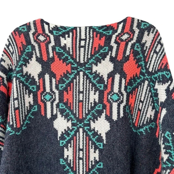 Altar'd State Women's Ethereal Aztec Native American Cape Sweater Size Medium - Picture 8 of 8